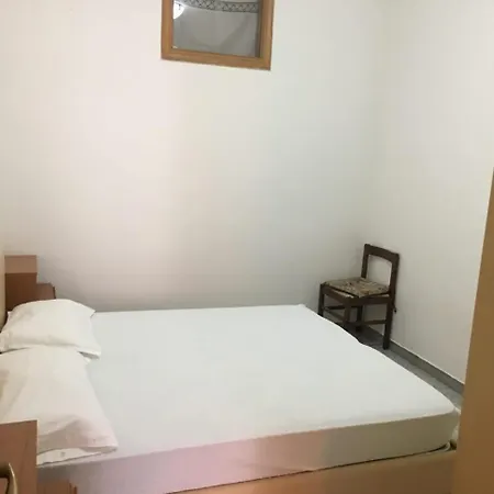 Apartment Tosk House 2 *