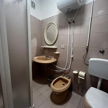 Διαμέρισμα Tosk House 2 *