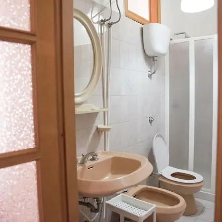 Tosk House 2 * Peschici