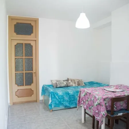 Tosk House 2 Apartment