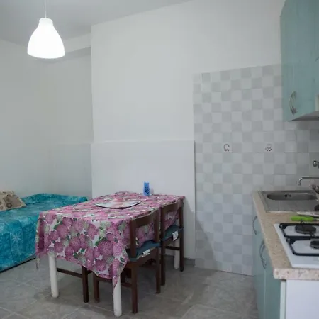 Tosk House 2 * Peschici